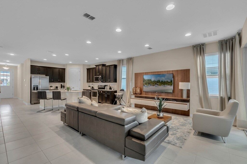 Photo of Livingroom in Bay Lake