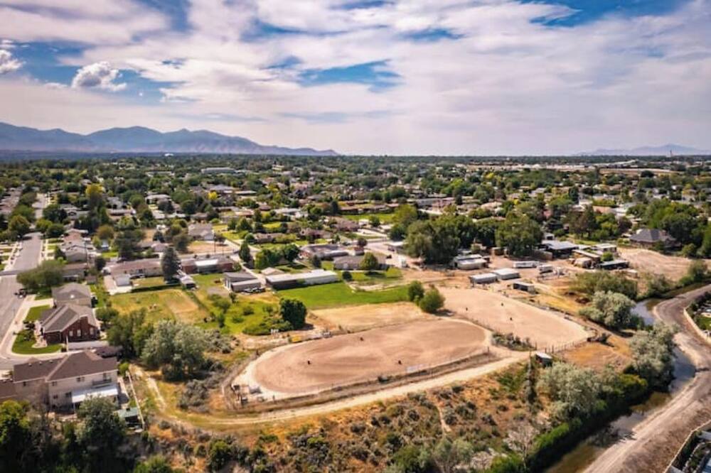 Photo of Outdoor in Taylorsville