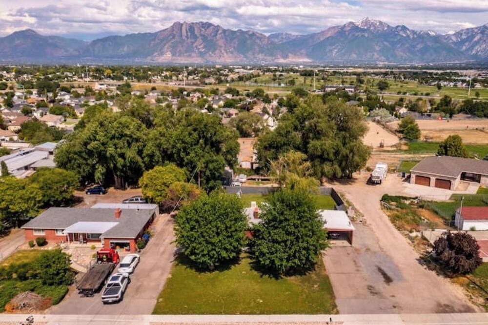 Photo of Outdoor in Taylorsville
