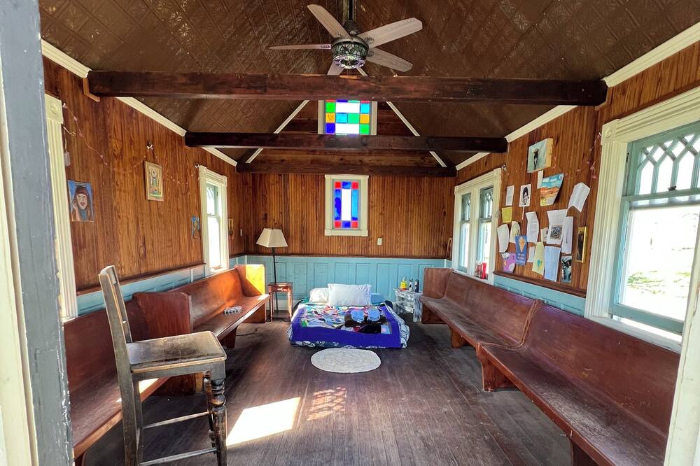 Photo of Bedroom in Garfield