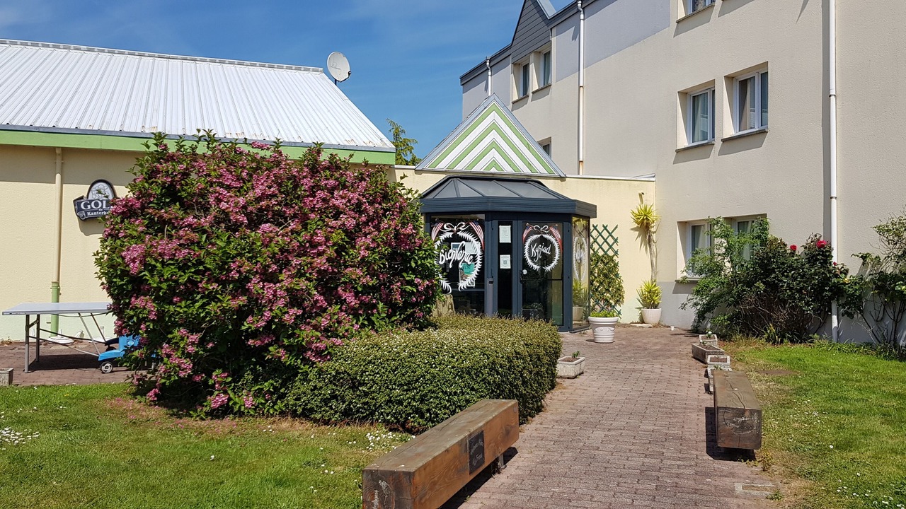 Photo of Outdoor in Carentan