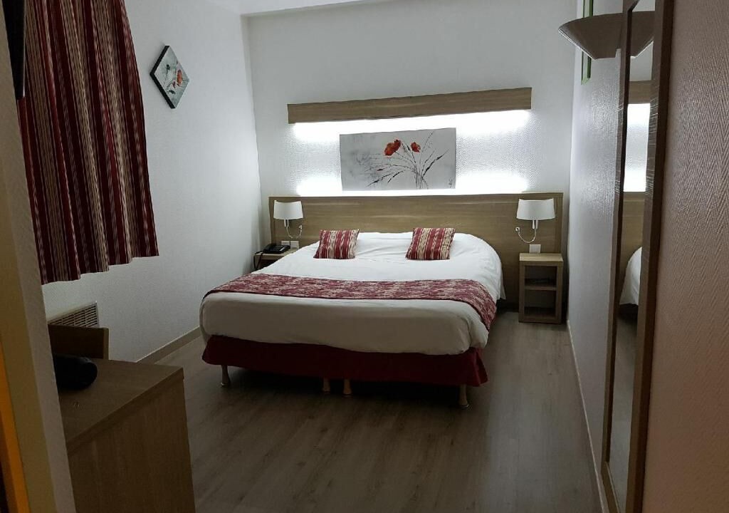 Photo of Bedroom in Carentan