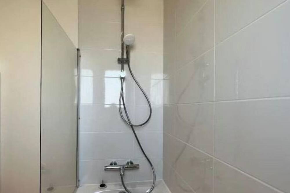 Photo of Bathroom in Viols-le-Fort