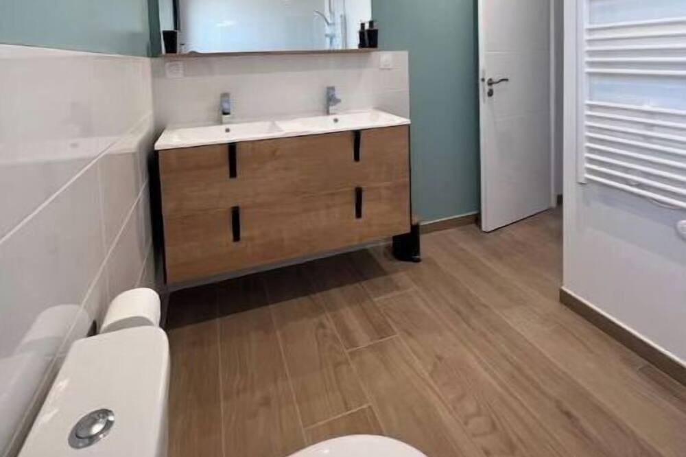 Photo of Bathroom in Viols-le-Fort