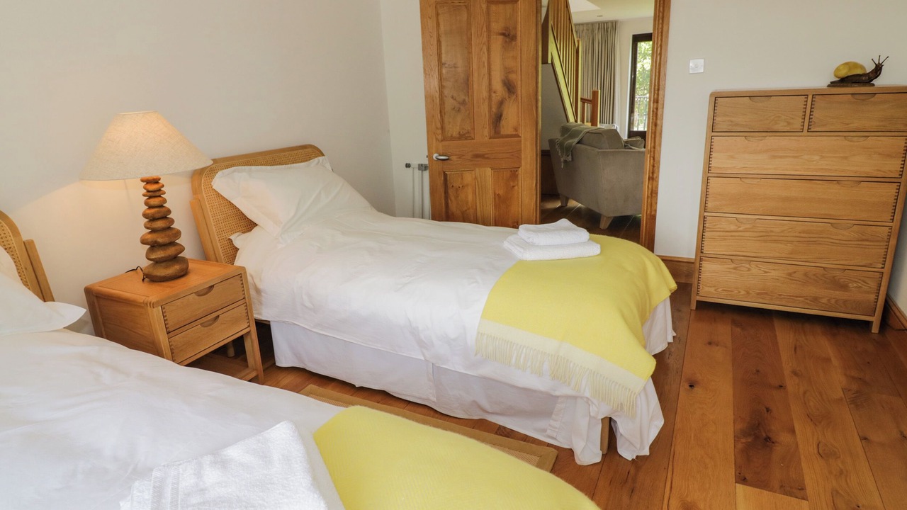 Photo of Others in Rufford