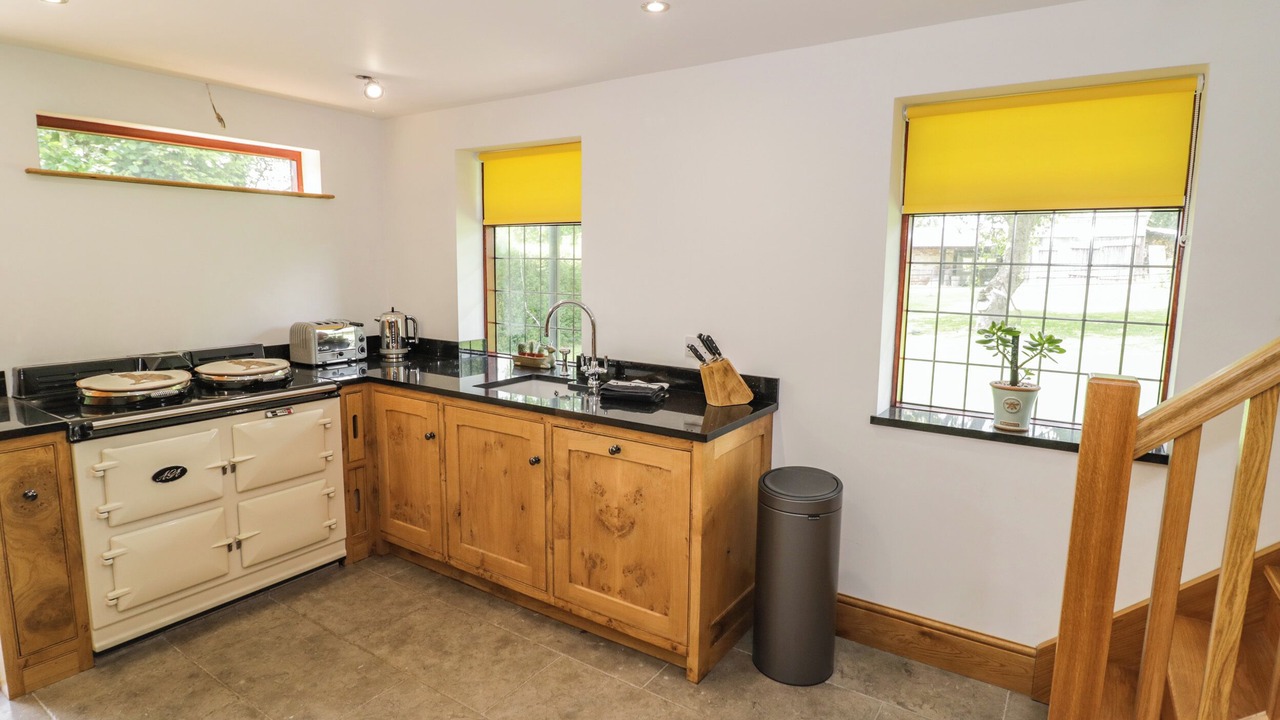 Photo of Others in Rufford