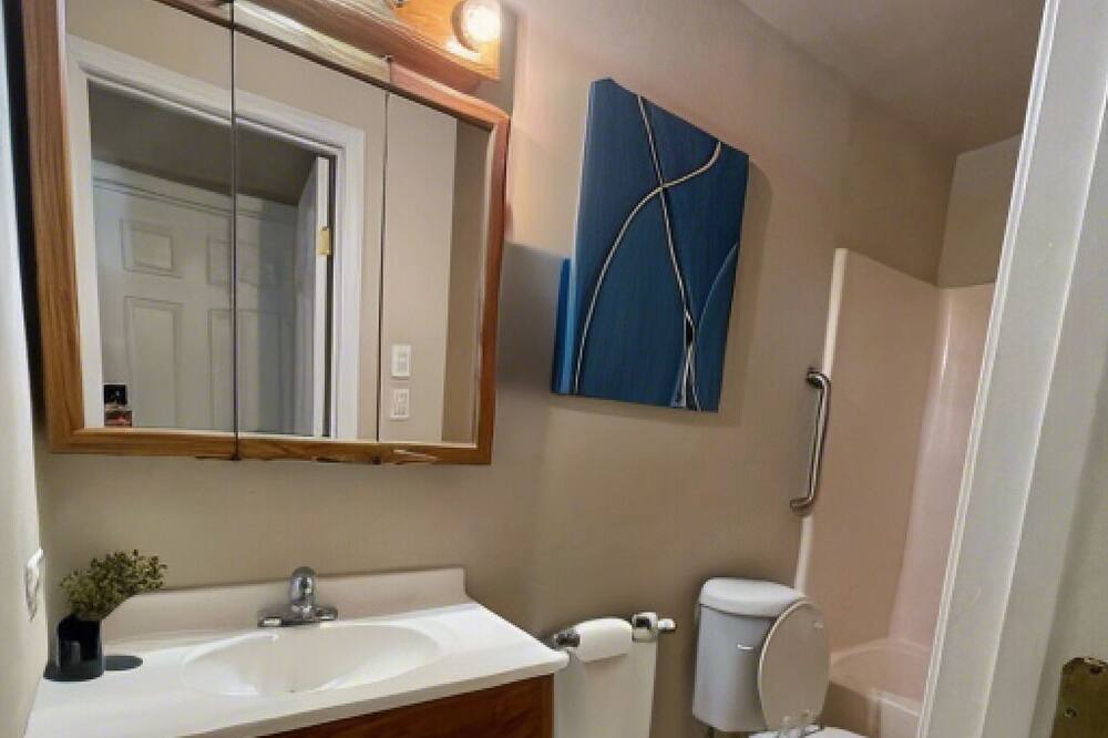Photo of Bathroom in Bayou Cane