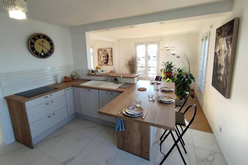 Photo of Kitchen in Saint-Martin-du-Littoral