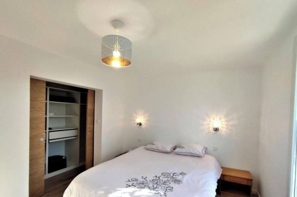 Photo of Bedroom in Saint-Martin-du-Littoral