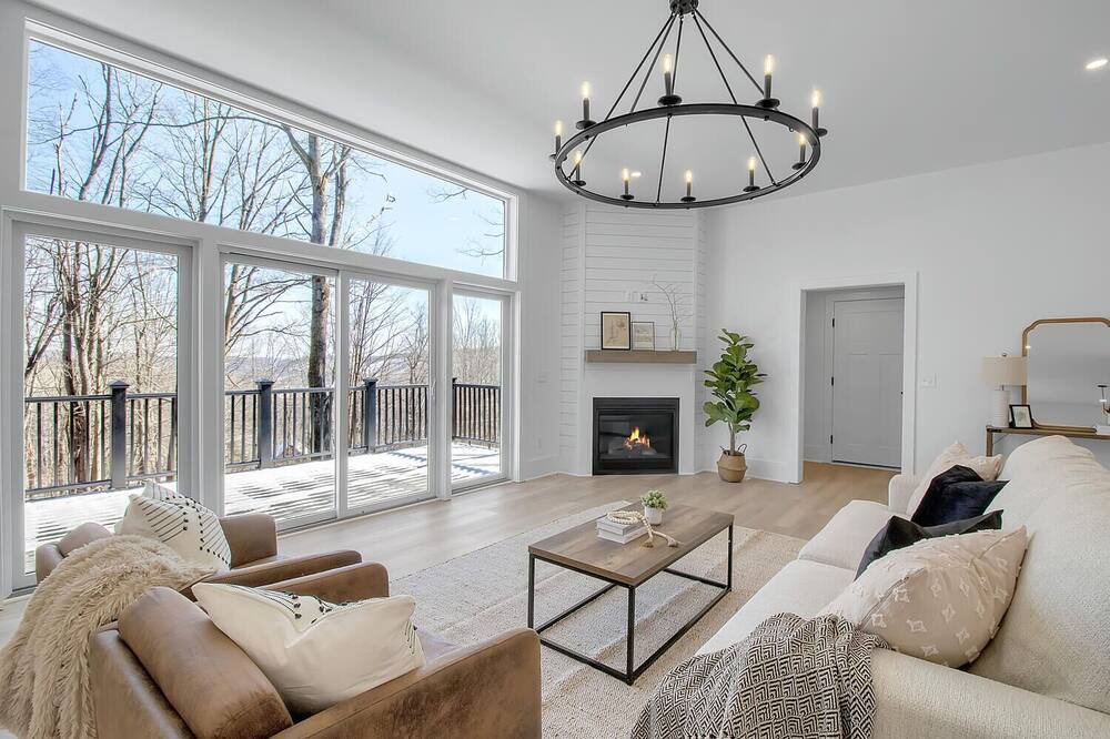 Photo of Livingroom in Ellicottville