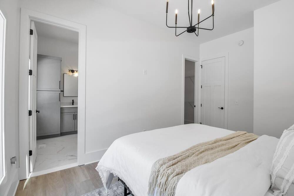 Photo of Bedroom in Ellicottville