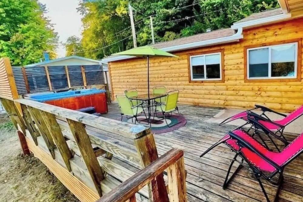 Photo of Patio Balcony in Lansing