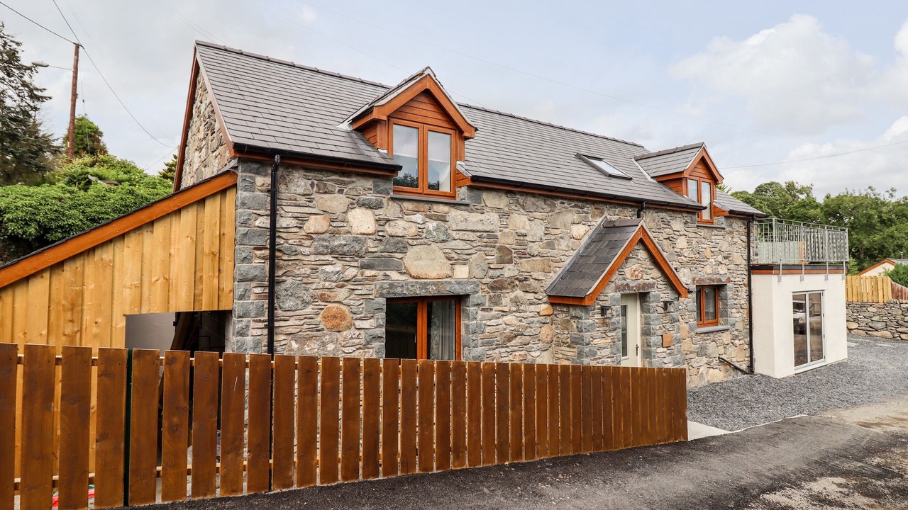 Photo of Others in Llandderfel