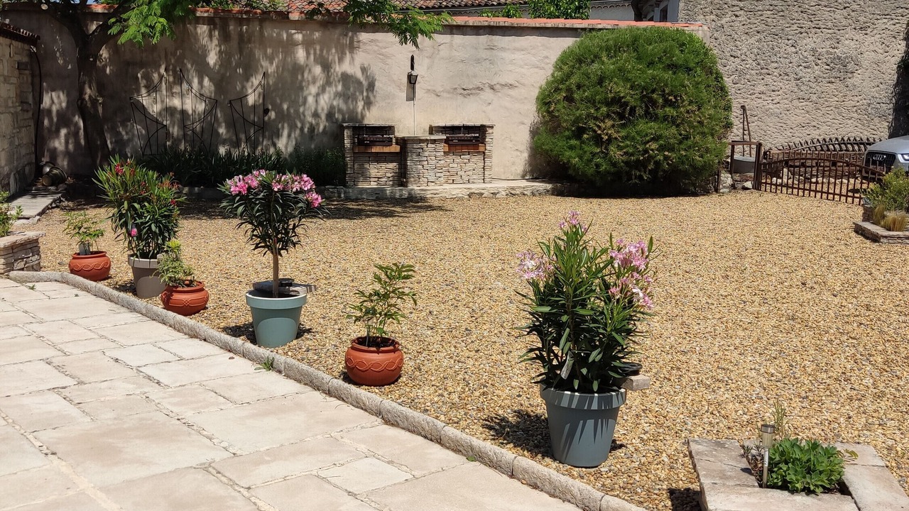 Photo of Patio Balcony in Grospierres