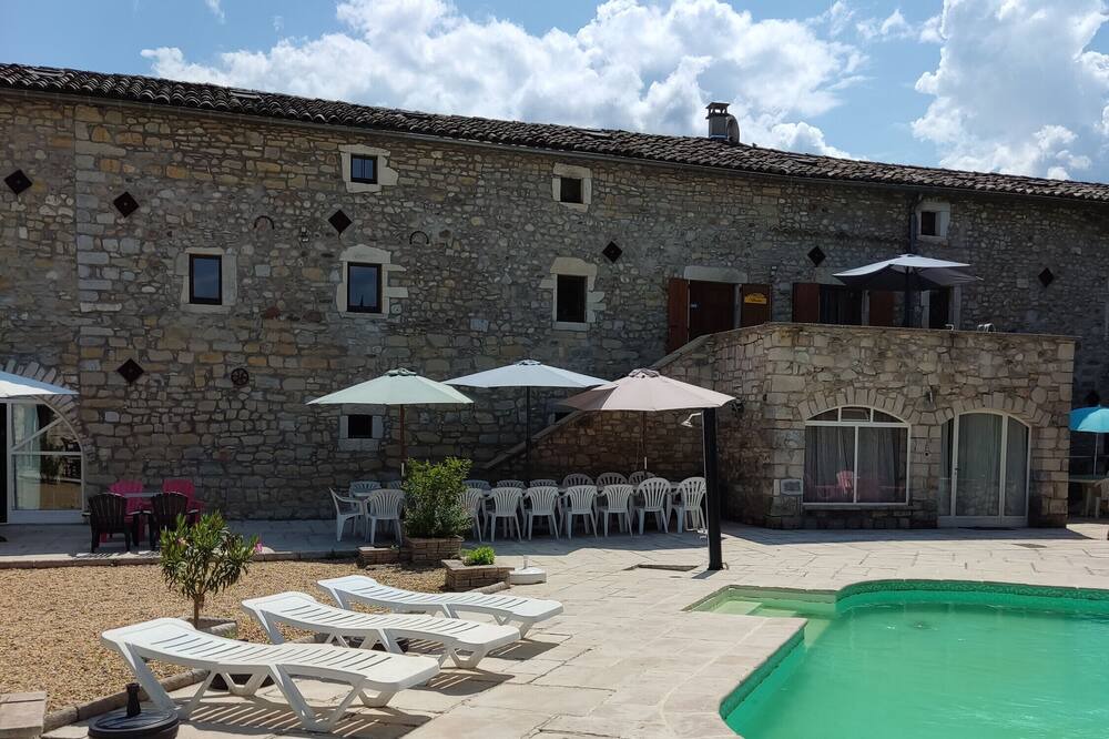 Photo of Outdoor in Grospierres