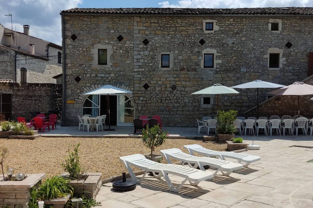 Photo of Patio Balcony in Grospierres