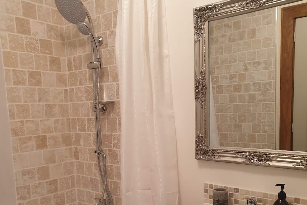 Photo of Bathroom in Egliseneuve-des-Liards