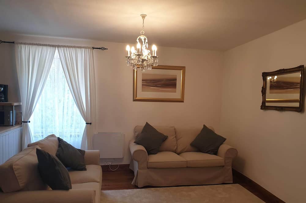 Photo of Livingroom in Egliseneuve-des-Liards