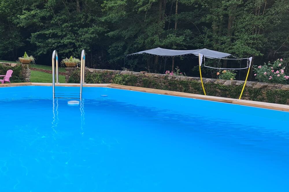 Photo of Outdoor in Egliseneuve-des-Liards