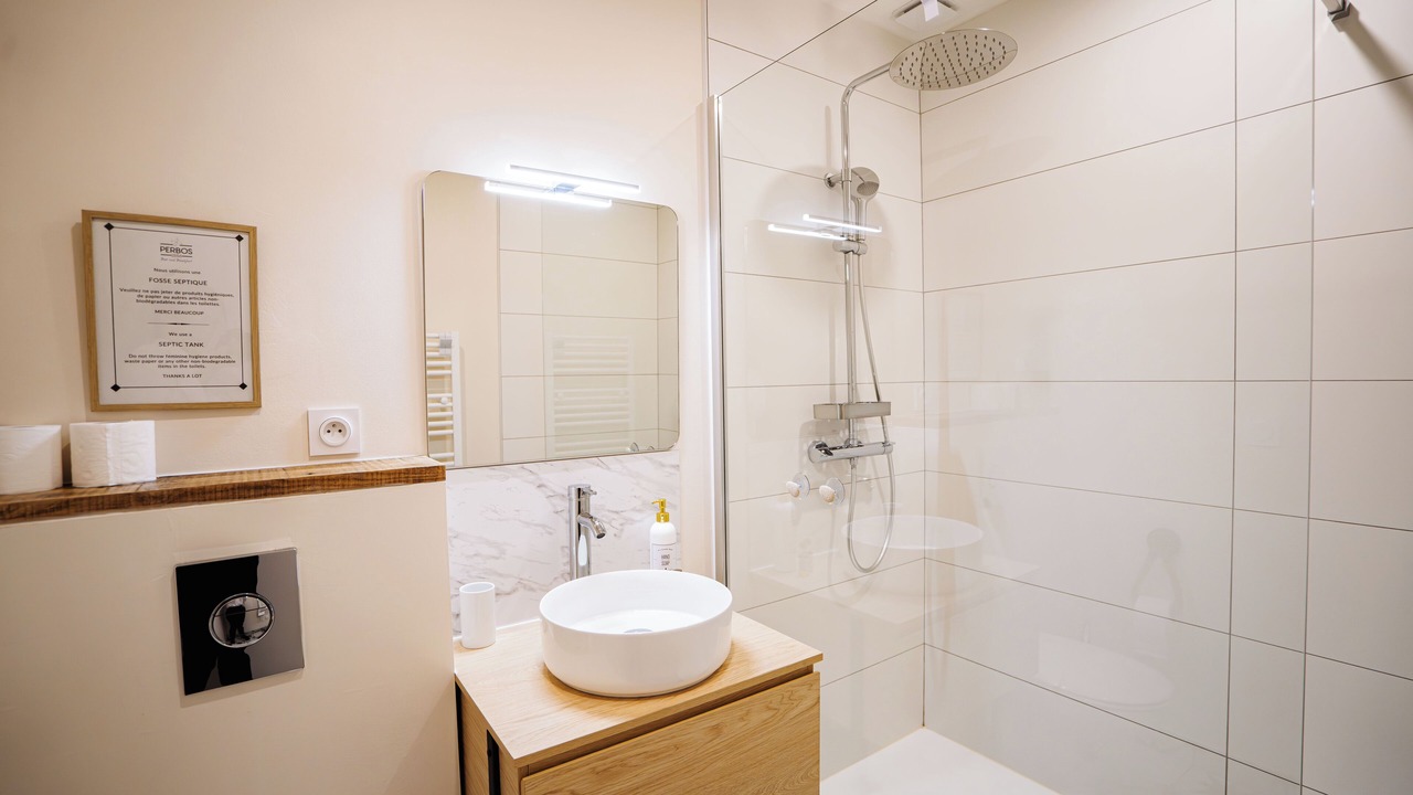 Photo of Bathroom in La Bastide-Clairence