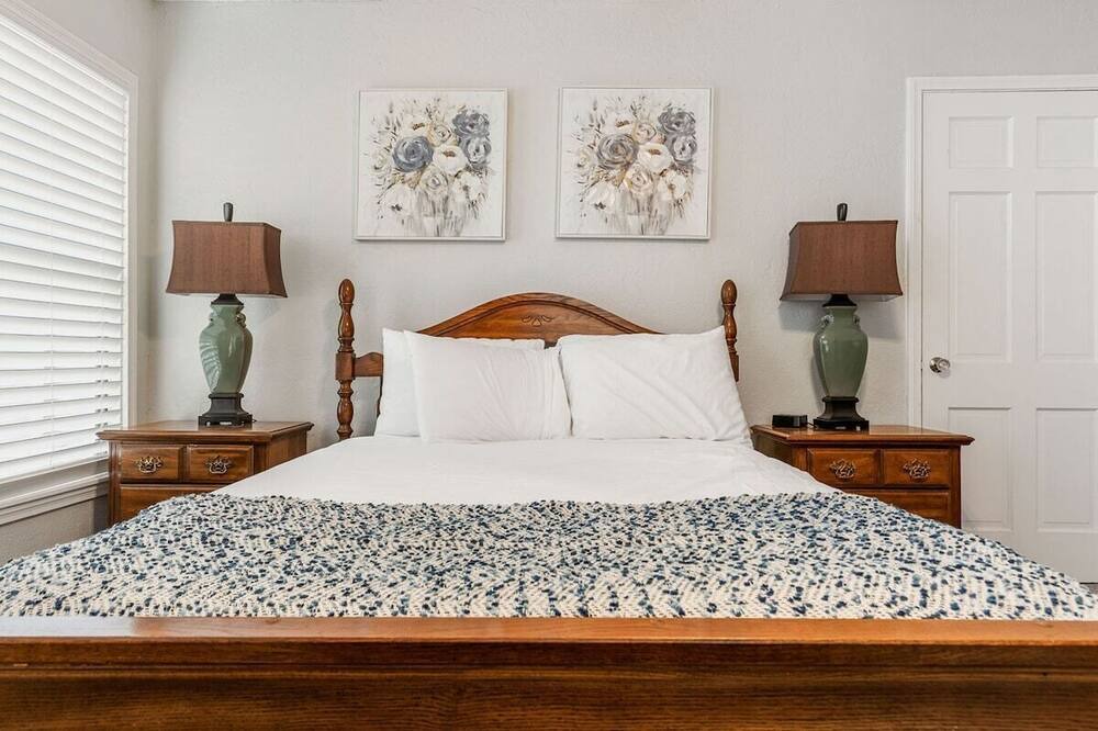 Photo of Bedroom in Wichita Falls