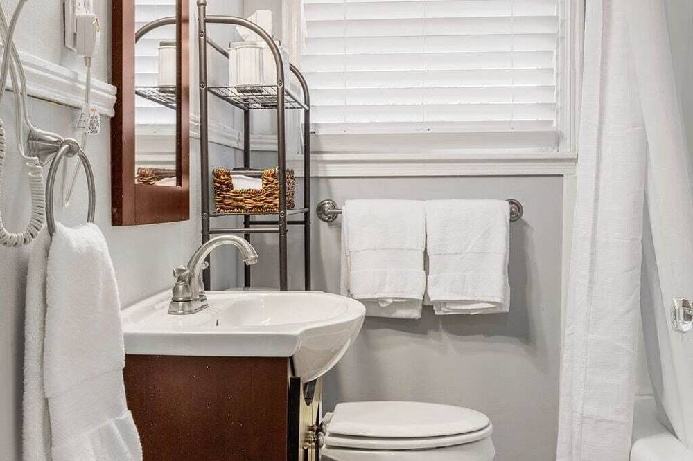 Photo of Bathroom in Wichita Falls