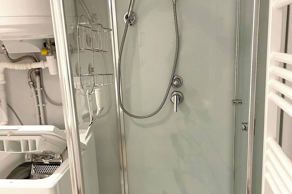 Photo of Bathroom in Prats-de-Mollo-la-Preste