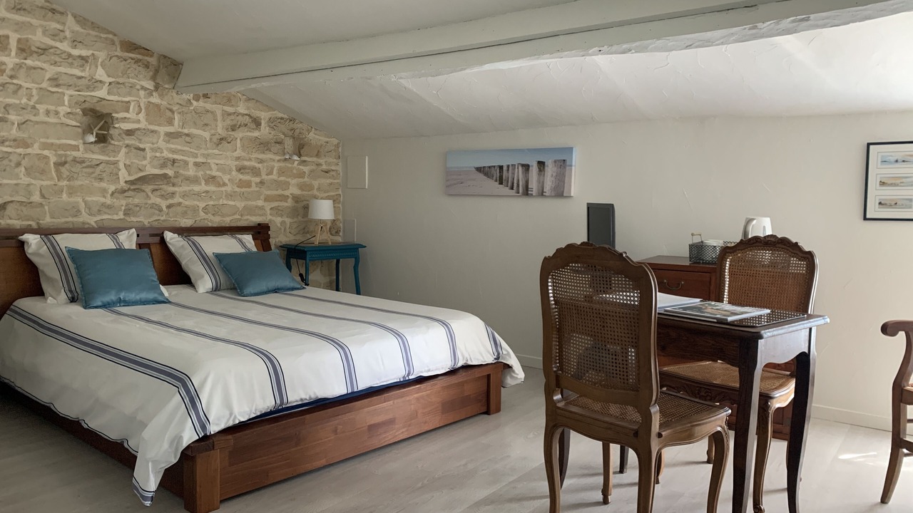 Photo of Bedroom in Cramchaban