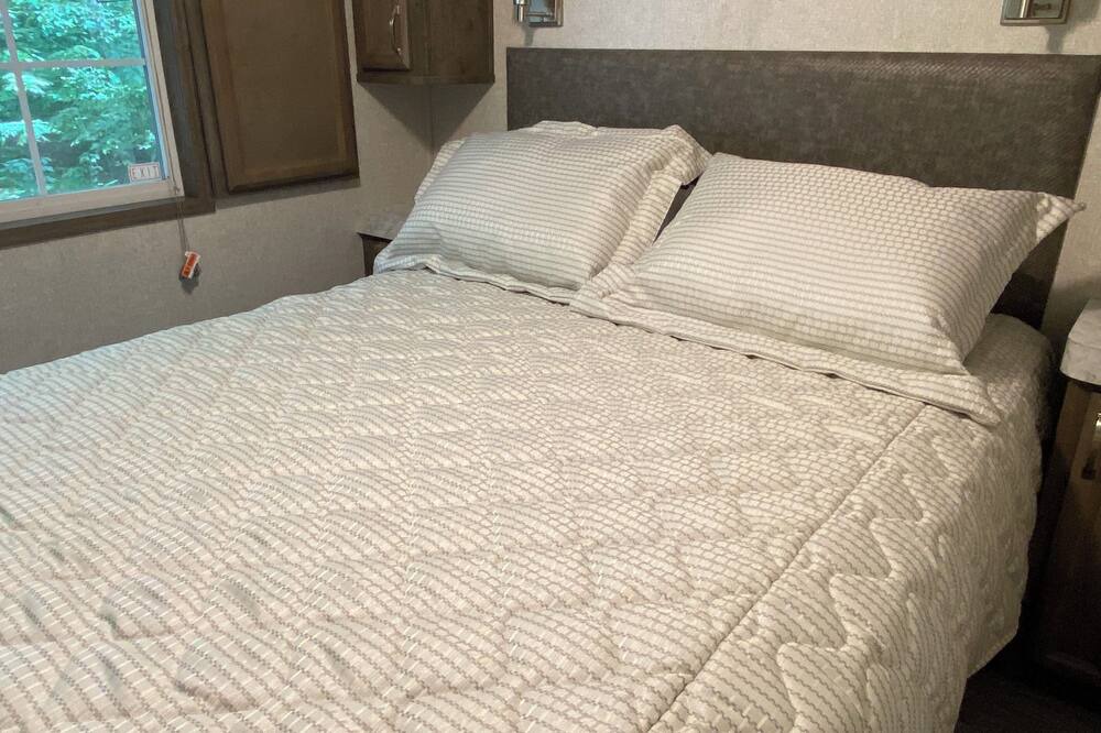 Photo of Bedroom in Brill