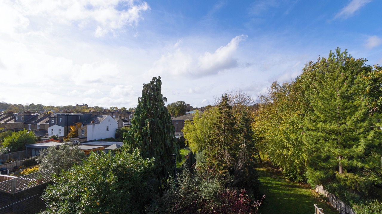 Photo of Outdoor in College