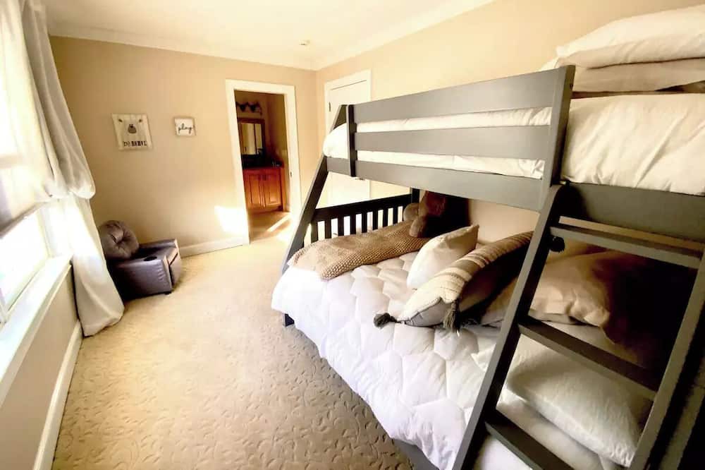 Photo of Bedroom in Waterford