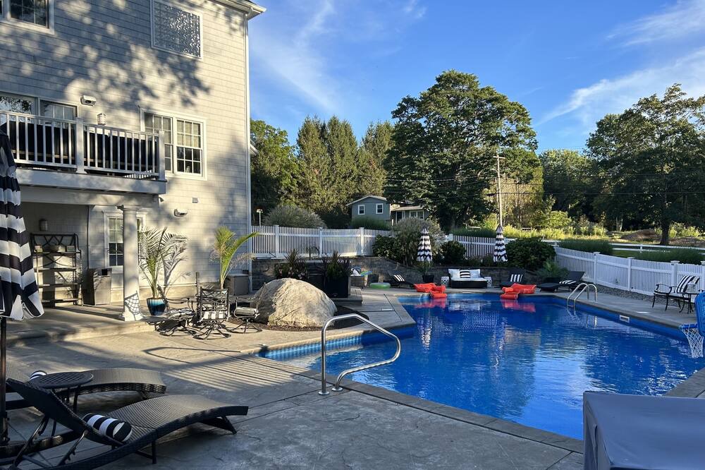 Photo of Outdoor in Waterford