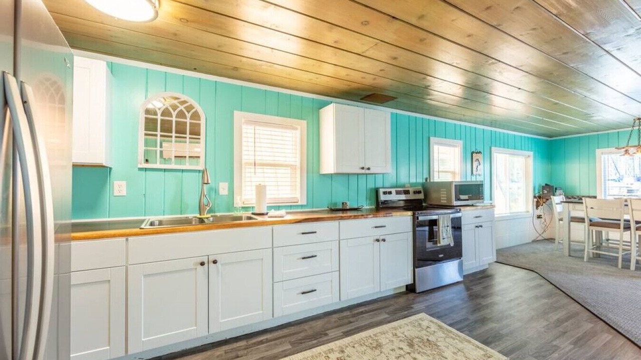 Photo of Kitchen in Bayview