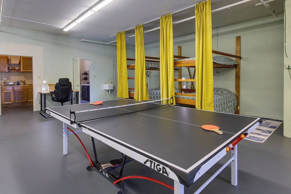 Photo of Bedroom in Oakridge