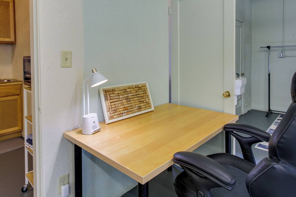 Photo of Others in Oakridge