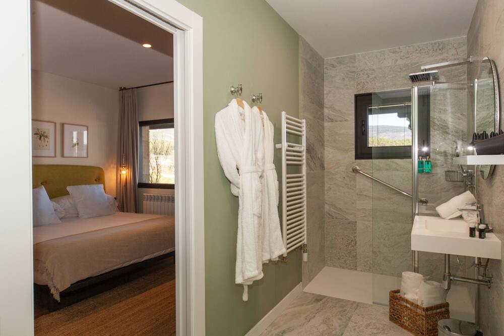Photo of Bathroom in Duruelo de la Sierra