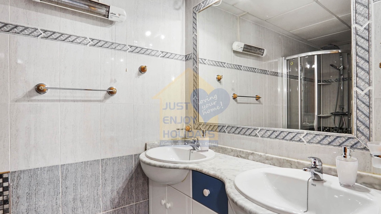 Photo of Bathroom in Playa Flamenca