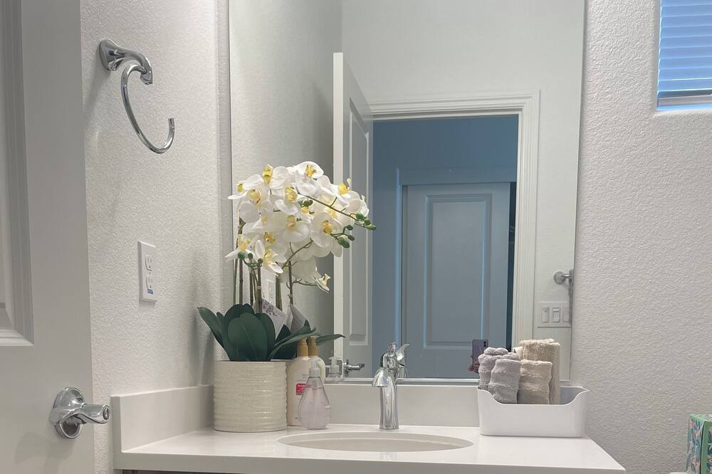Photo of Bathroom in Lathrop