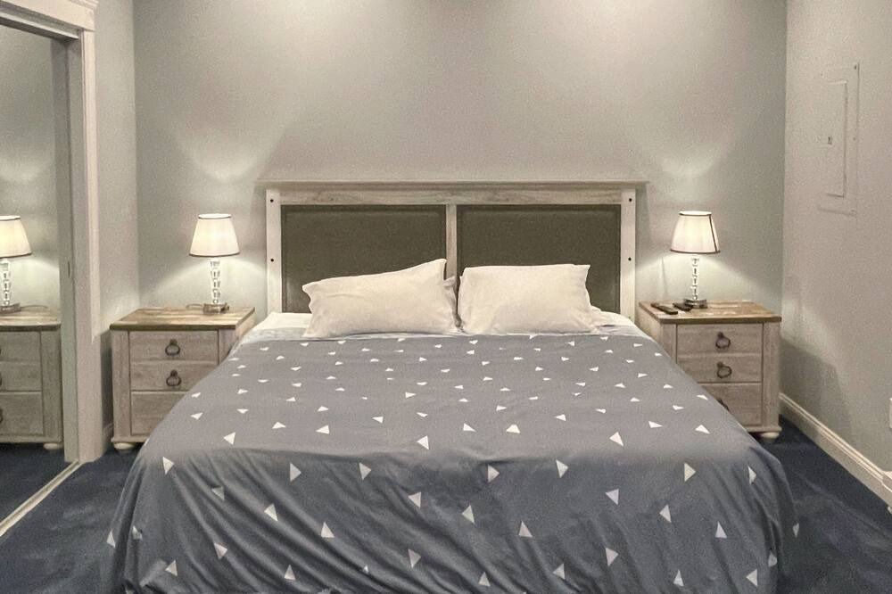 Photo of Bedroom in Conning Towers Nautilus Park