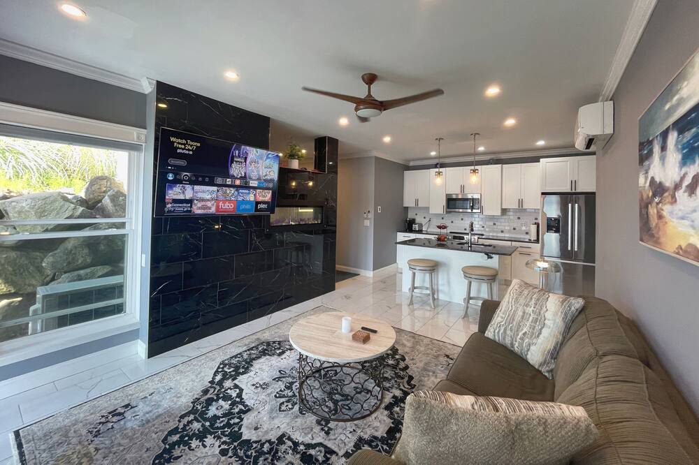 Photo of Livingroom in Conning Towers Nautilus Park