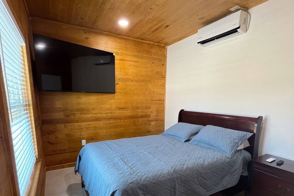 Photo of Bedroom in Brownsville