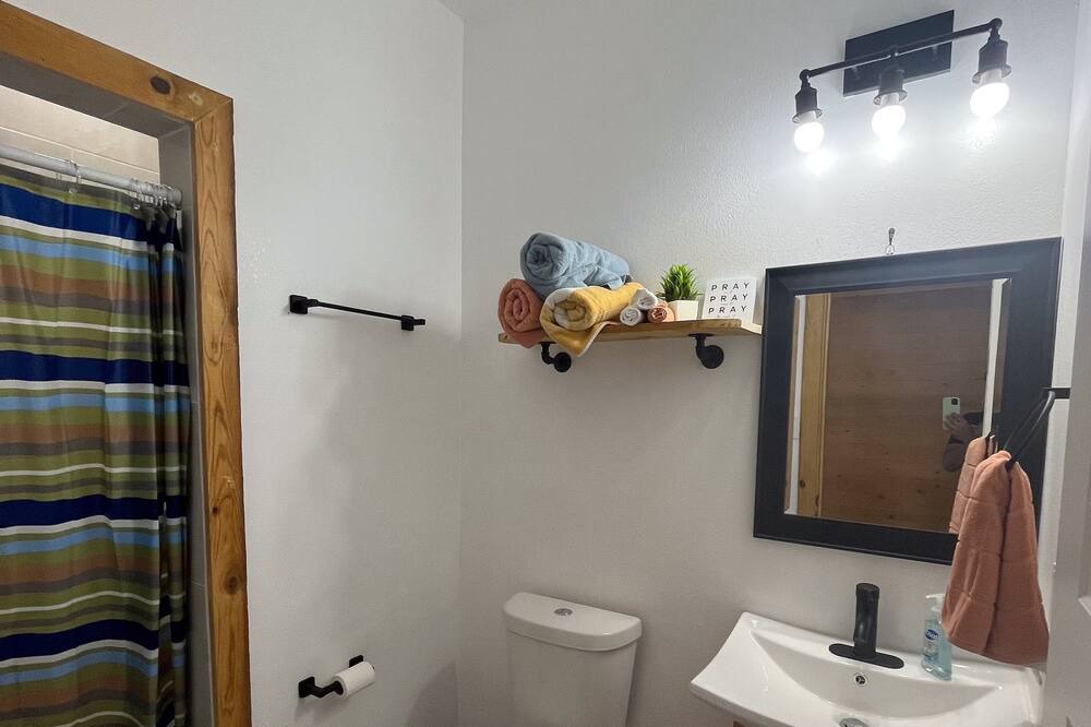 Photo of Bathroom in Brownsville