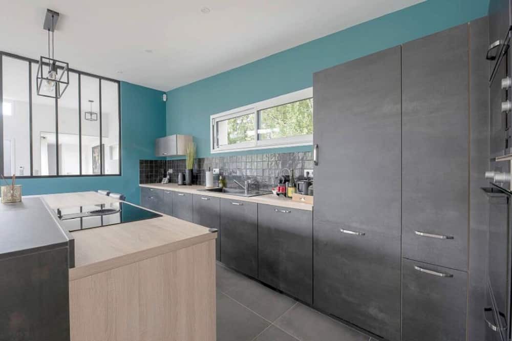 Photo of Kitchen in Bruz