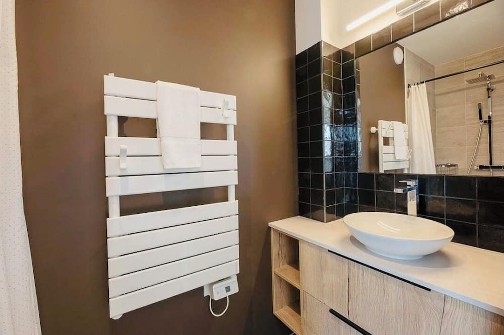 Photo of Bathroom in Bruz
