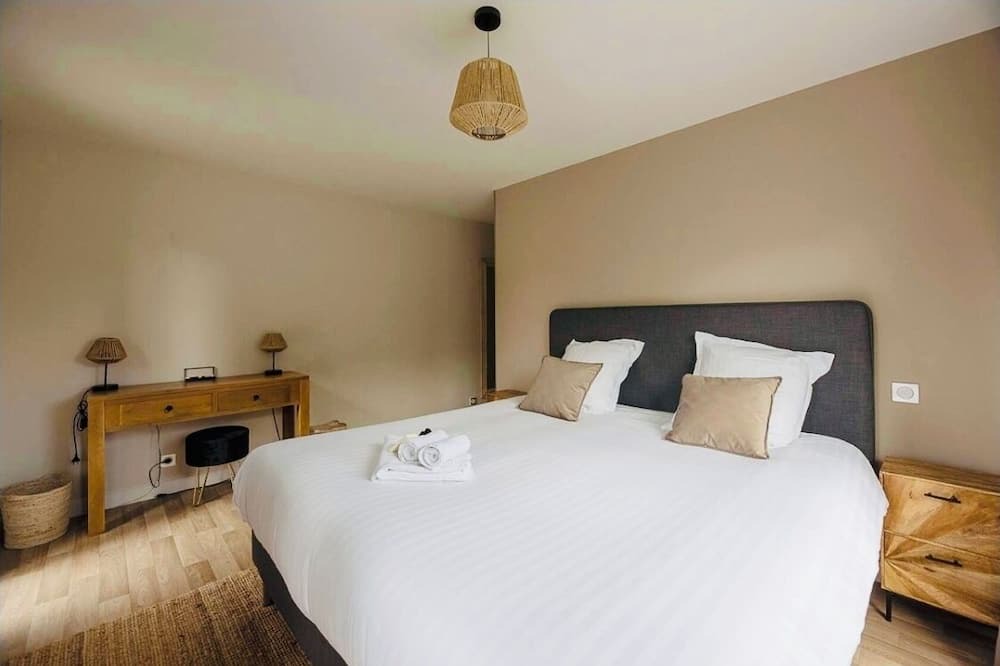 Photo of Bedroom in Bruz
