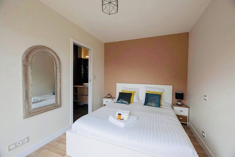 Photo of Bedroom in Bruz