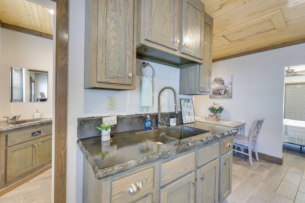 Photo of Kitchen in Neosho