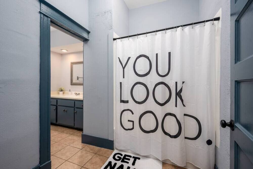 Photo of Bathroom in Midtown