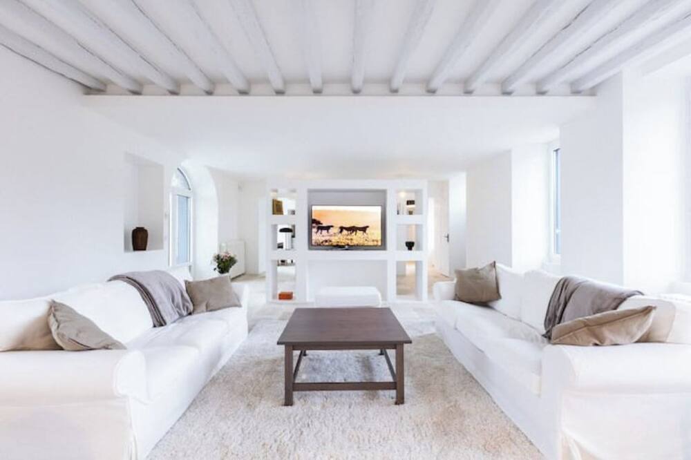 Photo of Livingroom in Les Essarts-les-Sezanne