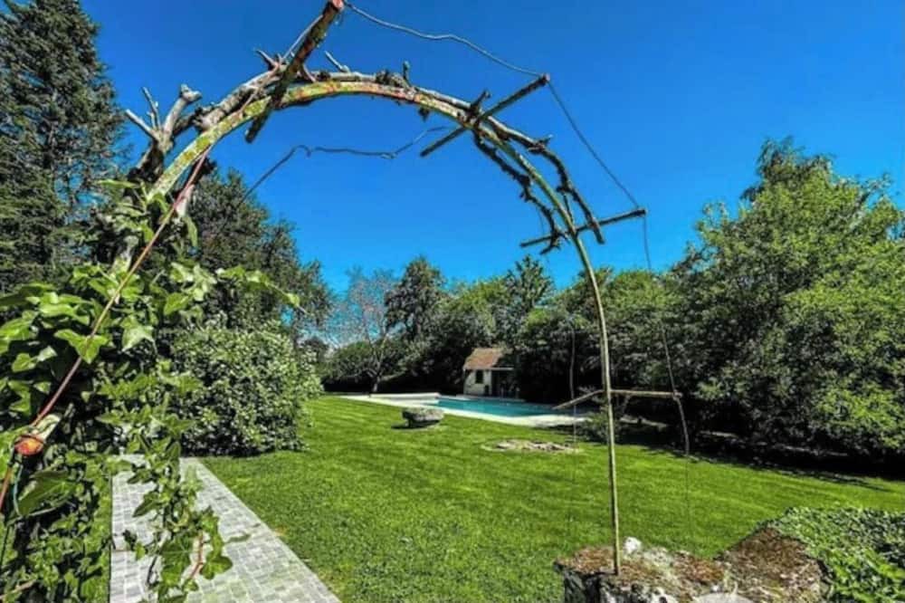 Photo of Others in Les Essarts-les-Sezanne